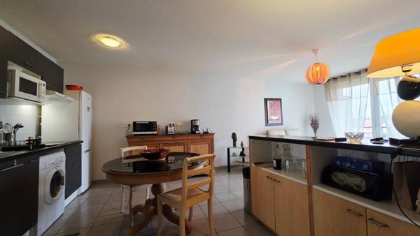 BOURGES APPARTEMENT RECENT 3 PIECES TERRASSE GARAGE PARKING