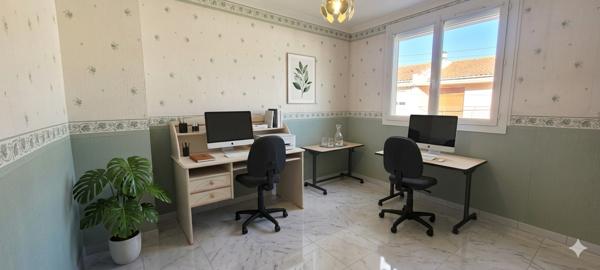 Maison familiale 3/4 chambres avec garage, double extérieur  - Coursan