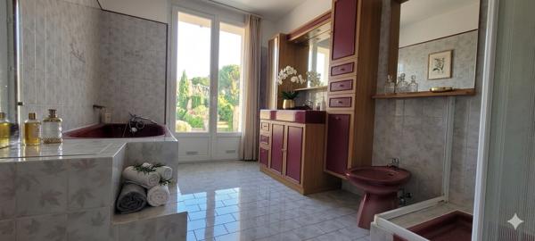 Maison familiale 3/4 chambres avec garage, double extérieur  - Coursan