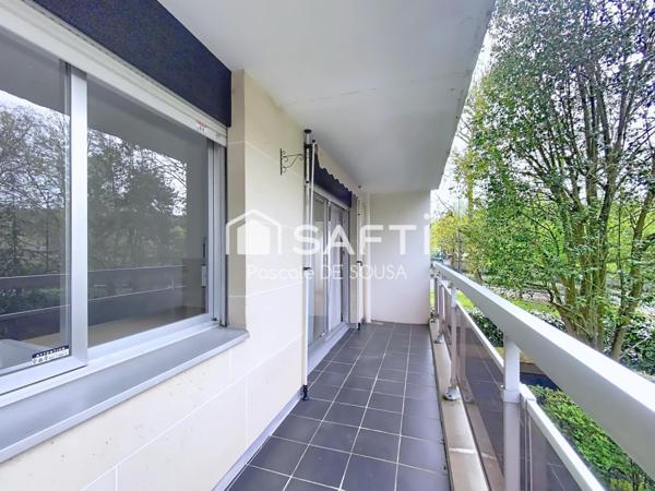 Appartement de 3 pièces avec balcon dans résidence verdoyante