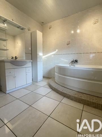 Maison à vendre 5 pièces 109 m² Hazebrouck