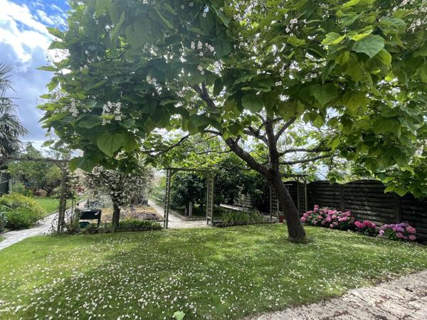 Maison Familiale de 193 m² à Saint-Sébastien-sur-Loire - Quartier du Douet