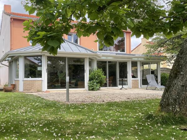 Maison Familiale de 193 m² à Saint-Sébastien-sur-Loire - Quartier du Douet