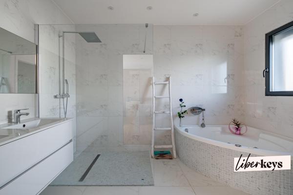 Villa de 154 m2 avec piscine | Vue imprenable | Trans-en-Provence