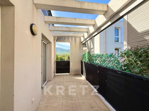 Appartement 3 pièces de 67 m² avec terrasse et box fermé – Marseille 11e, Saint-Menet