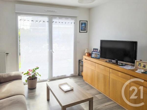 Appartement T2 à vendre  2 pièces - 43,99 m 2   OLONNE SUR MER  - 85