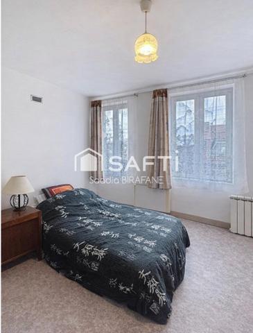 Maison 135 m² – 4 chambres – Grand garage – Terrain 696 m²