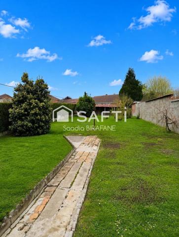 Maison 135 m² – 4 chambres – Grand garage – Terrain 696 m²