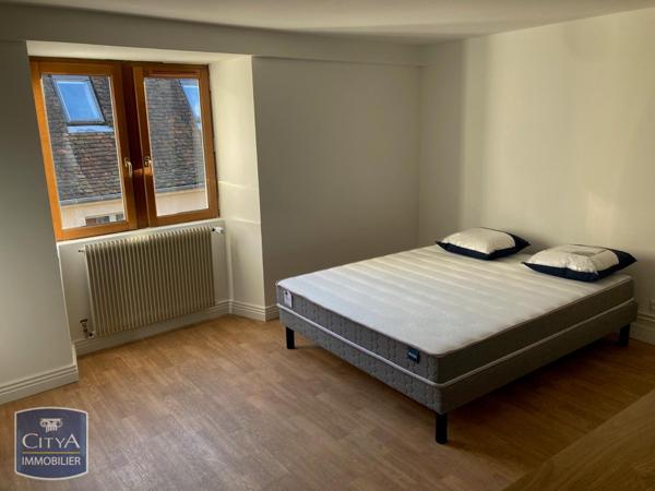 Appartement à louer 5 pièces 120m²