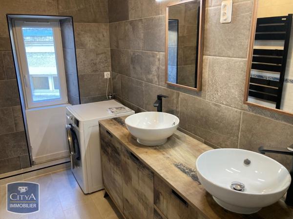 Appartement à louer 5 pièces 120m²