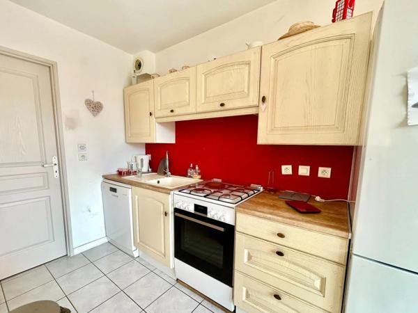 Maison à vendre à Saint-Jean-de-Muzols (07300)