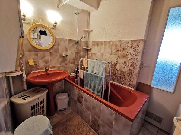 APPARTEMENT LOUÉ PROCHE CENTRE VILLE