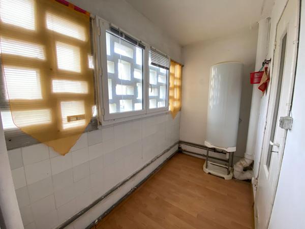 Appartement 3 pièces avec balcon, loggia et garage