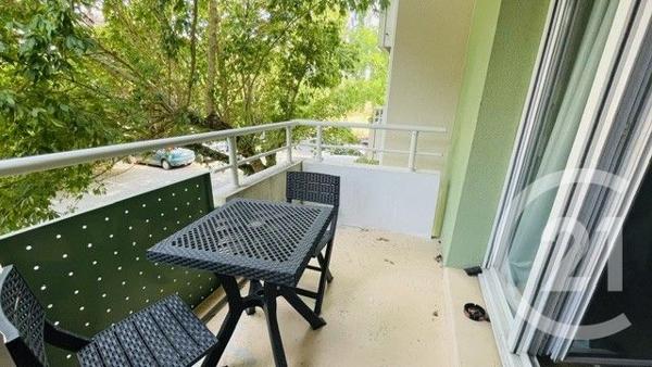 Appartement F2 à vendre  2 pièces - 44 m 2   LANGON  - 33
