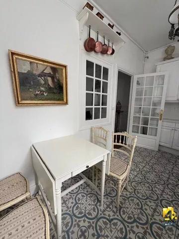 1er ét. résidence prestigieuse COMPIEGNE
