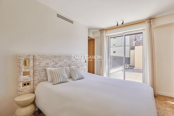 À Vendre - Appartement - Terrasse plain pied - Potentiel extension - Neuilly-Sur-Seine - 92200