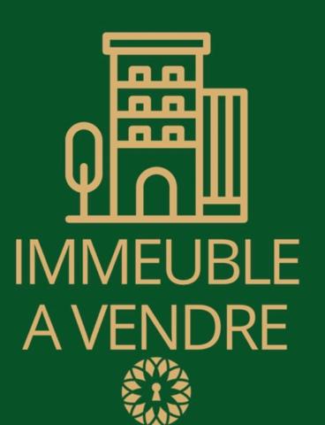 Immeuble à CHAMPAGNOLE, 39300 - 406m²