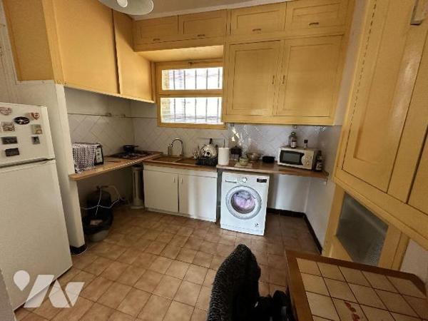 A VENDRE TOULON (VAR) 83000 - BAS FARON - PETITE MAISON VUE MER - VENDUE OCCUPEE

Dans secteu...