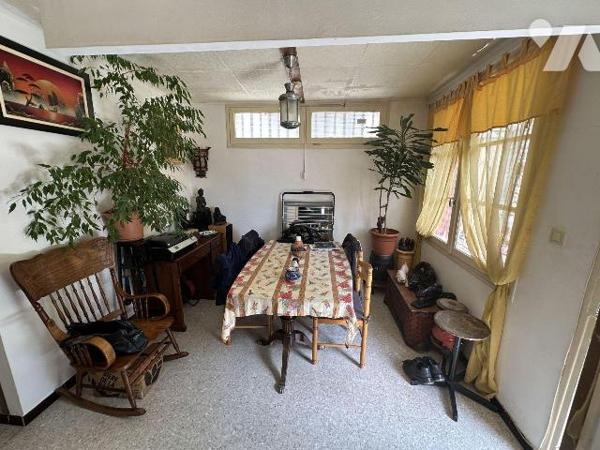 A VENDRE TOULON (VAR) 83000 - BAS FARON - PETITE MAISON VUE MER - VENDUE OCCUPEE

Dans secteu...