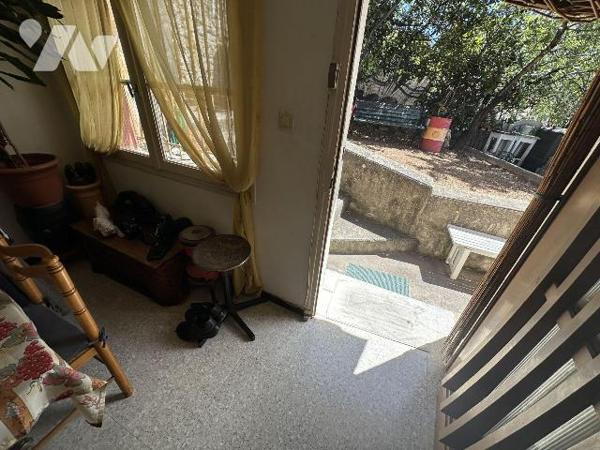 A VENDRE TOULON (VAR) 83000 - BAS FARON - PETITE MAISON VUE MER - VENDUE OCCUPEE

Dans secteu...