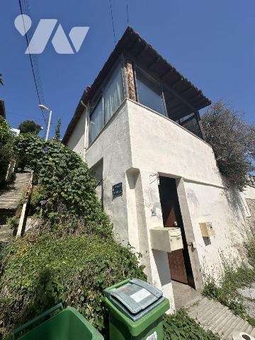 A VENDRE TOULON (VAR) 83000 - BAS FARON - PETITE MAISON VUE MER - VENDUE OCCUPEE

Dans secteu...