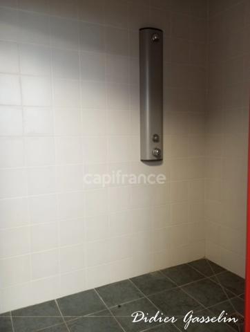 Local Industriel / Bureau à vendre BERD HUIS (61)