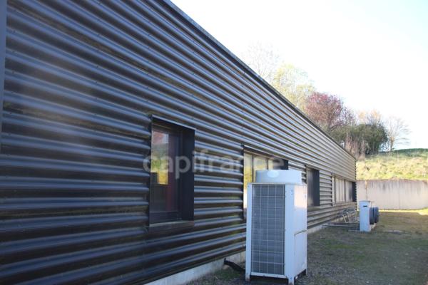 Local Industriel / Bureau à vendre BERD HUIS (61)