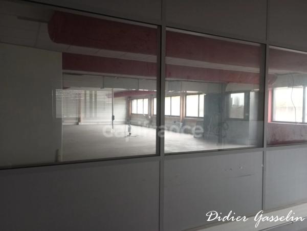 Local Industriel / Bureau à vendre BERD HUIS (61)