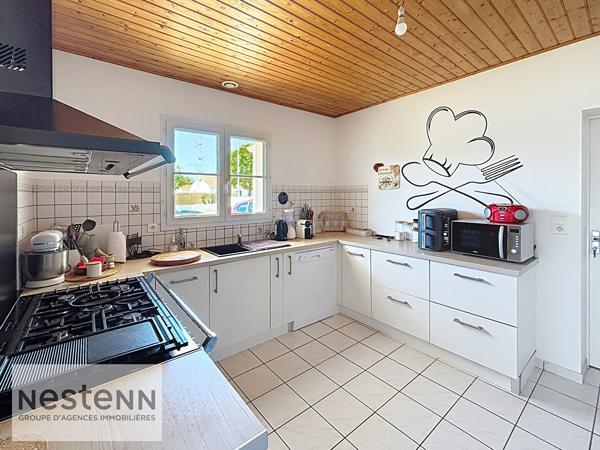 Maison 4 pièces à vendre à Challans - Bon état, grand séjour, garage