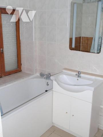 a vendre maison COURRIERES