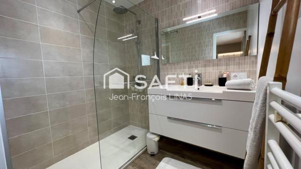 Grande propriété de 357m² constituée de 2 logements à 12 mn de VANNES