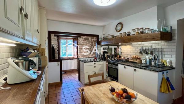 Grande propriété de 357m² constituée de 2 logements à 12 mn de VANNES