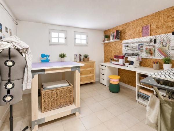 Maison de charme rénovée, sous sol aménagé, grand garage