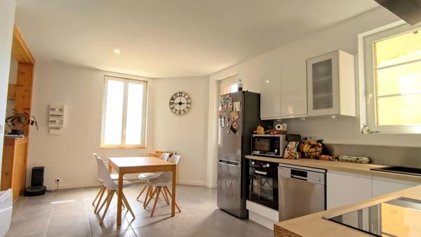 Maison à vendre 95m², 3 pièces, 2 Chambres, proche centre ville  AIRE SUR L'ADOUR (40)