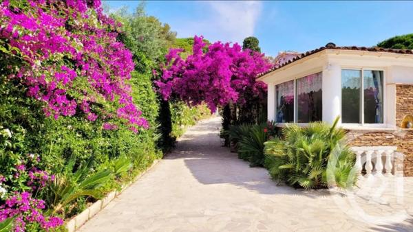 Maison à vendre  4 pièces - 134 m2 STE MAXIME - 83