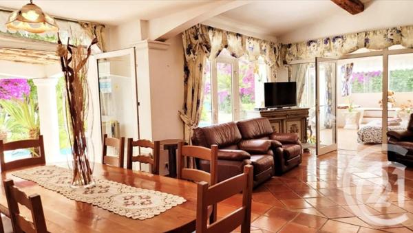 Maison à vendre  4 pièces - 134 m2 STE MAXIME - 83