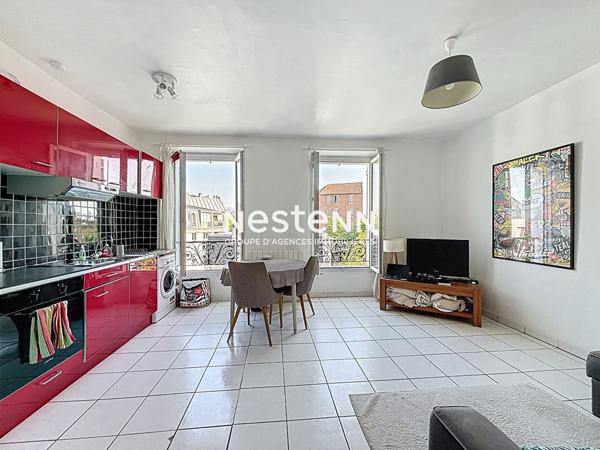 ISSY LES MOULINEAUX - QUARTIER SAINT ETIENNE - VENDU LOUÉ - Appartement 2 pièces duplex en dernier étage