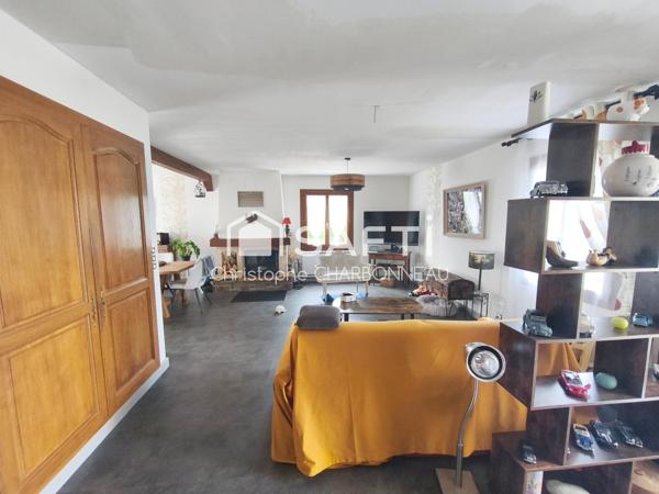 MAISON DE 4 PIECES DE PLAIN PIED RENOVEES SUR LE MONT DOL
