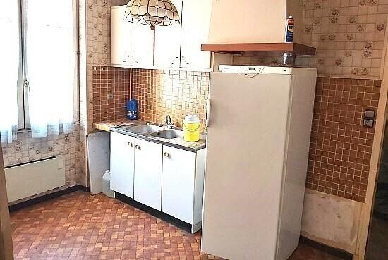 GRANDE MAISON LUMINEUSE PROCHE TOUS COMMERCES ET COMMODITÉS