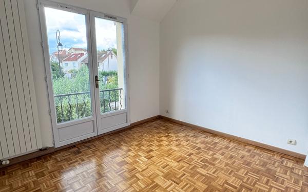 Maison à louer    7 pièces • 141 m2 Antony