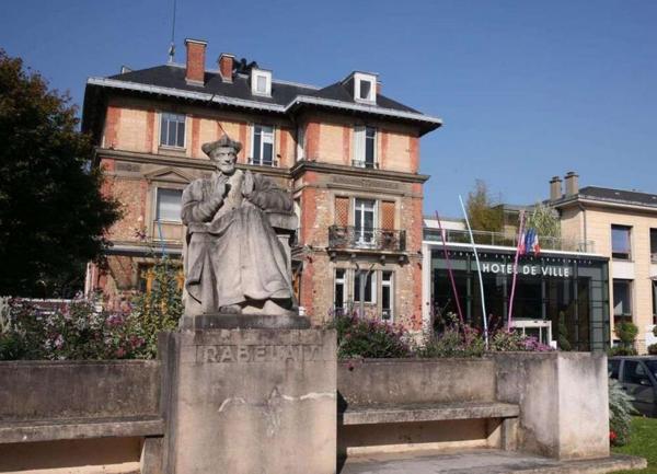 MEUDON - MAISON D'EXCEPTION