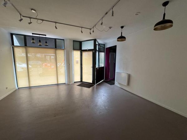 Local commercial à louer à Lomme dans le Nord (59160), ref : H152502