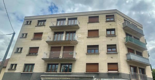 Appartement Poissy 2 pièce(s) 43.32 m2 €179 900 ** - Référence 8903