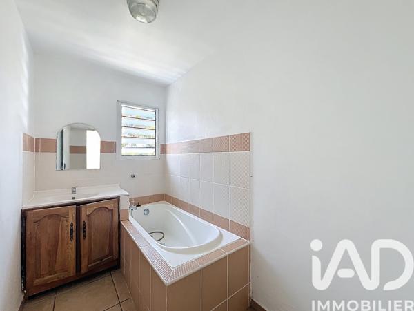 Location appartement 4 pièces 67 m² Le Tampon