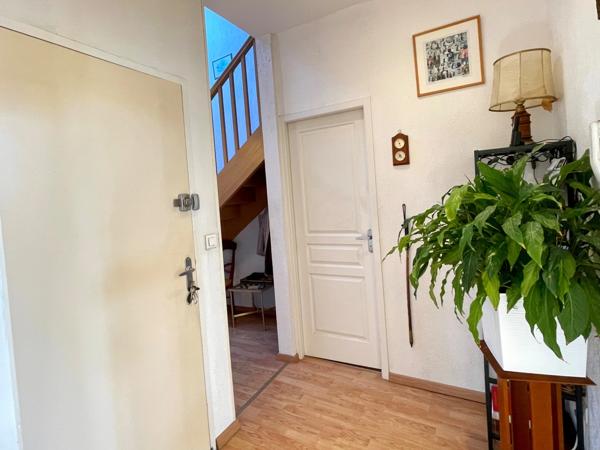 Tarbes hyper centre bel appartement en duplex trois chambres balcon 108 m² habitables  petite copropriété