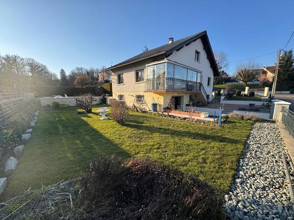 MAISON 90 m² HERICOURT QUARTIER CALME ET RECHERCHE