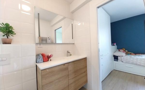 Maison à vendre    5 pièces • 132 m2 Cessy