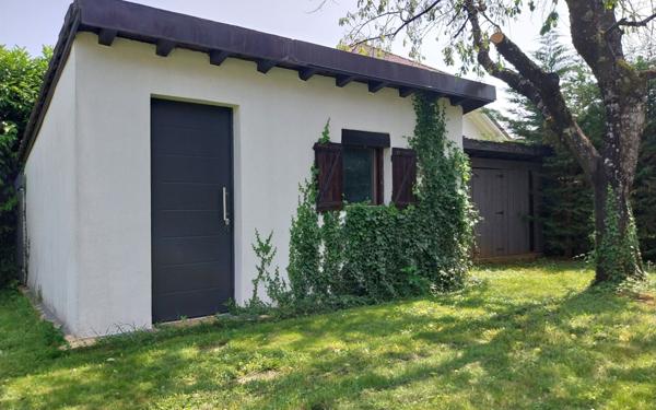 Maison à vendre    5 pièces • 132 m2 Cessy