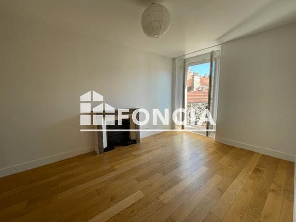 Location Appartement 3 pièces 64.8 m² - 14 RUE LAKANAL Grenoble 38000