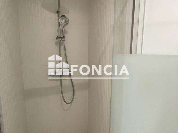 Location Appartement 3 pièces 64.8 m² - 14 RUE LAKANAL Grenoble 38000